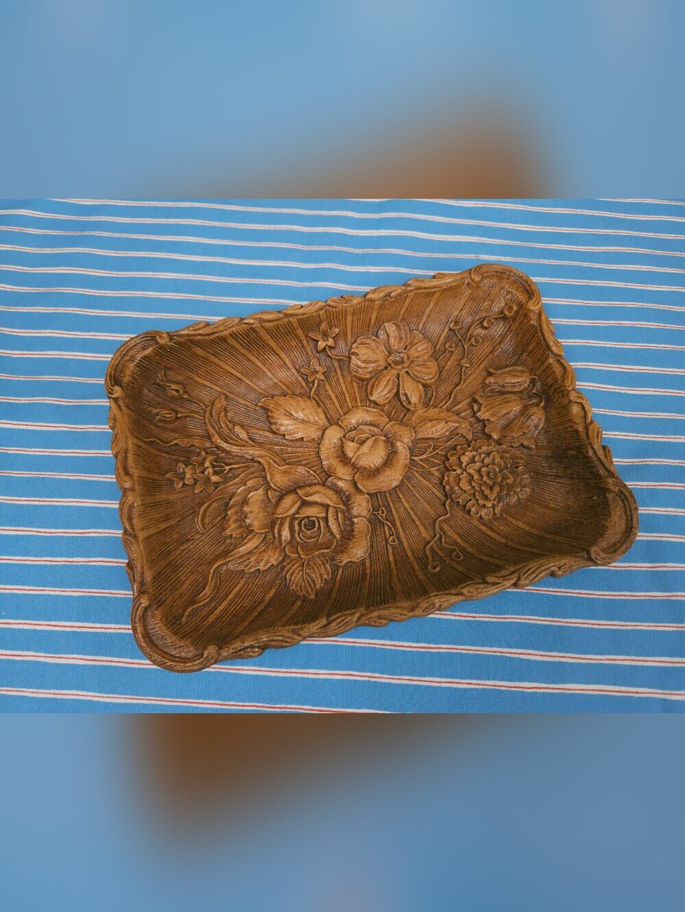 Floral Resin Vintage Tray Multi Prod Inc USA MCM Embossed Roses Wood Grain